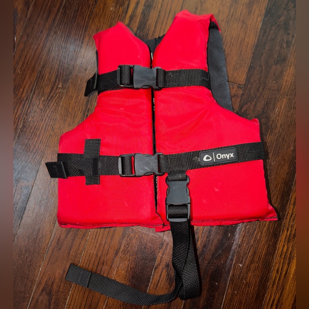 Red Live like Cati toddler life jacket >33-55 lbs.